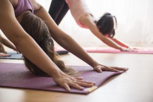 混同していない？月のポーズのやり方とコツ