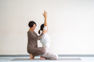 マインドフルネスコミュニケーションでの上級指導技術を学ぶ「RYT200指導者養成」とは？